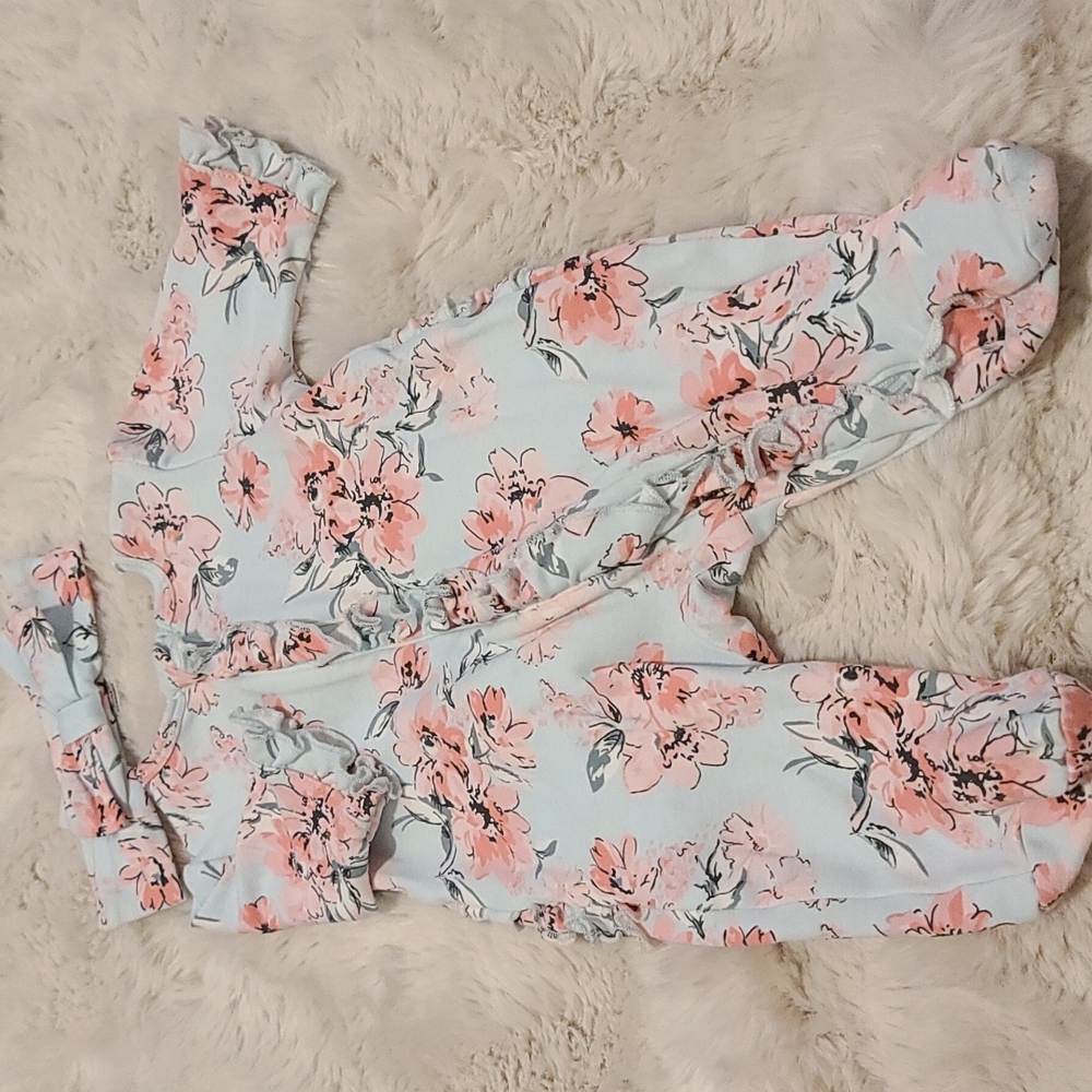 Little Me outfit with Bow